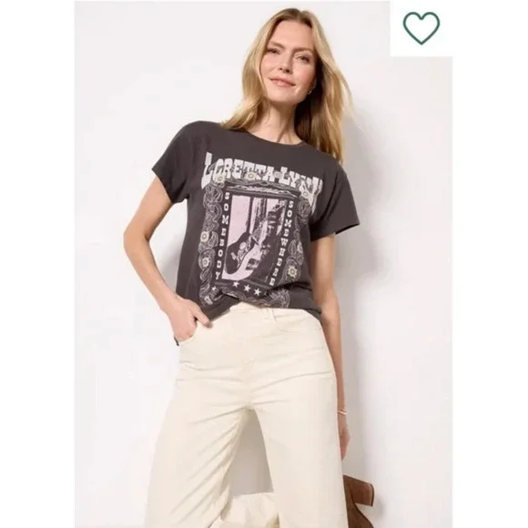 DAYDREAMER LA NWT Evereve Loretta Lynn Nashville Tenessee Graphic Tee // XS - Picture 10 of 10